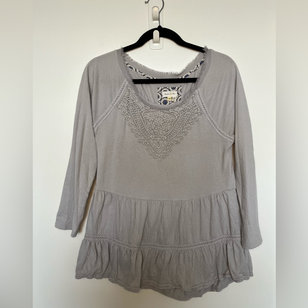 Meadow Rue Grey 3/4 sleeve Blouse, size M